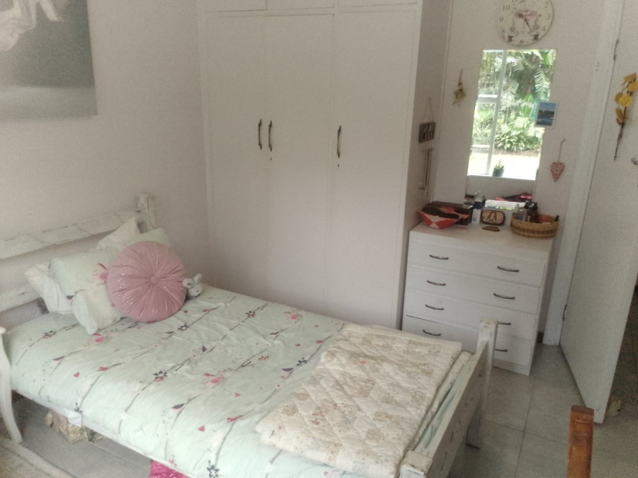 To Let 4 Bedroom Property for Rent in Glen Barrie Western Cape